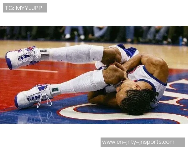 笑鼠KD激励申京罚球失误小帅险些情绪失控引发热议